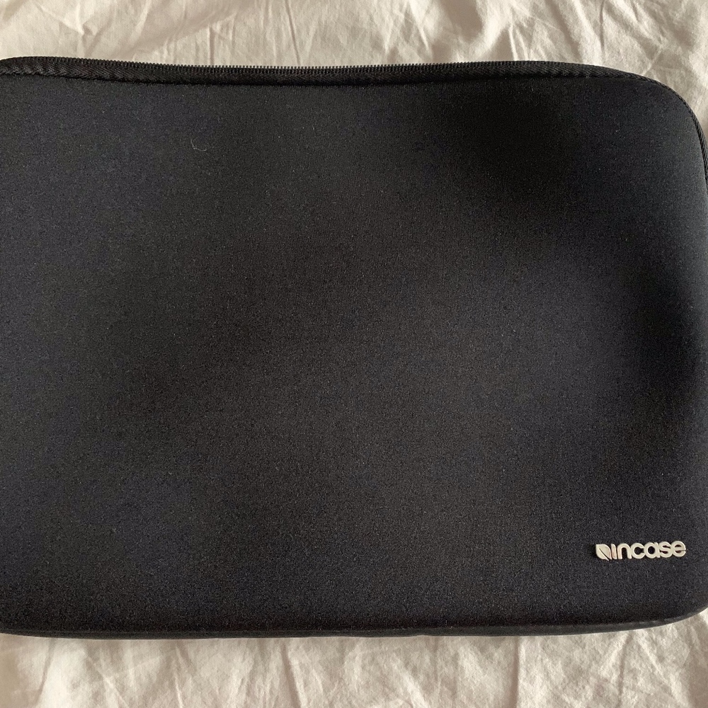 Incase 13 inch Laptop Sleeve